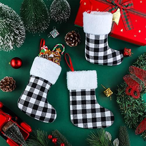 ANVAVO 24 Опаковки Мини-Коледни Чорапи 9 инча, Коледни Чорапи, в клетка от Бъфало с Плюшени белезници, Персонални Коледни Чорапи за Коледната Елха и украса на стаята, чер